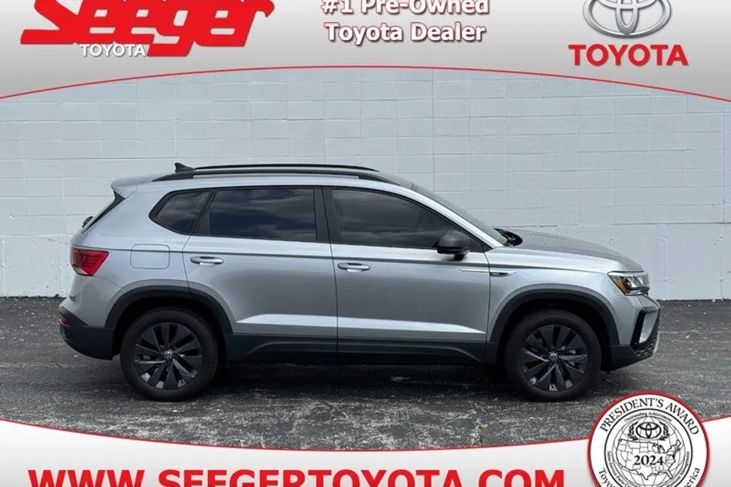 2024 Volkswagen Taos S photo 1