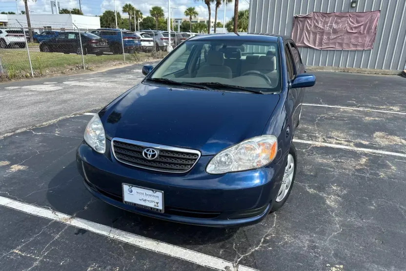 2008 Toyota Corolla LE photo 1