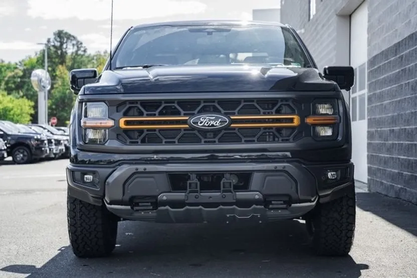 2025 Ford F-150 Tremor photo 1