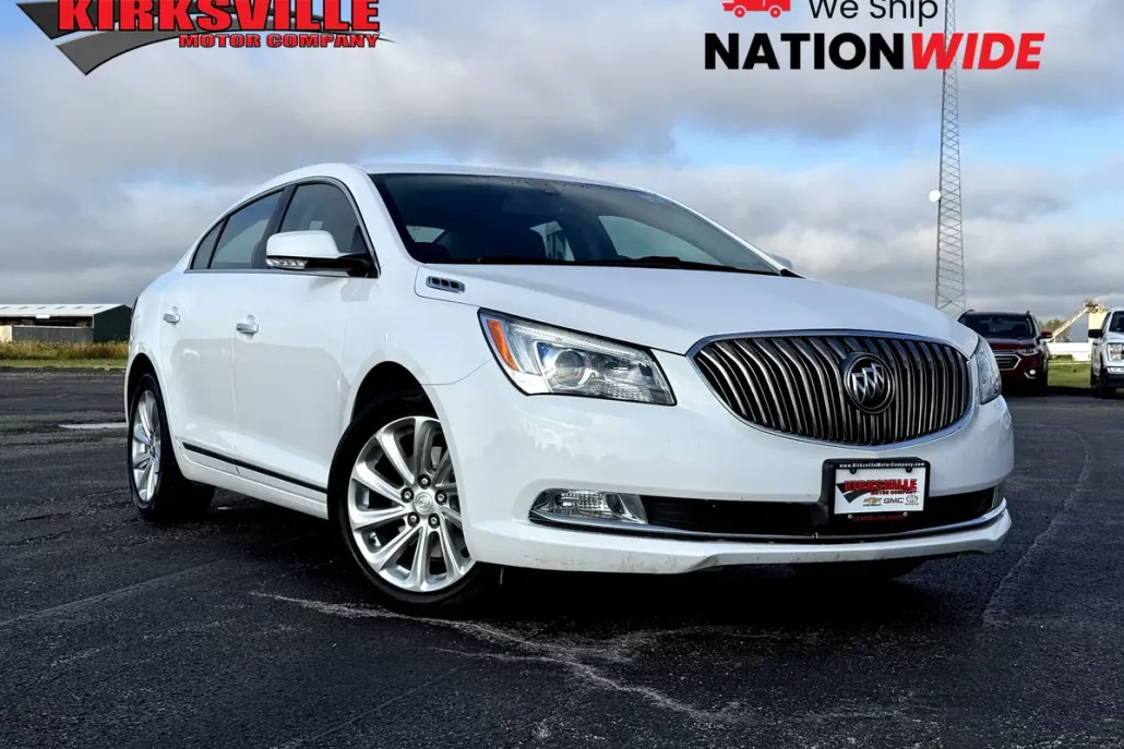 2016 Buick LaCrosse Leather photo 1