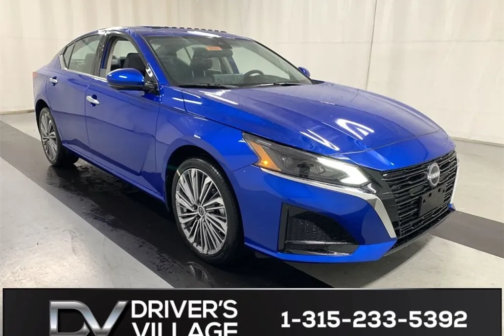 2025 Nissan Altima 2.5 SL photo 1