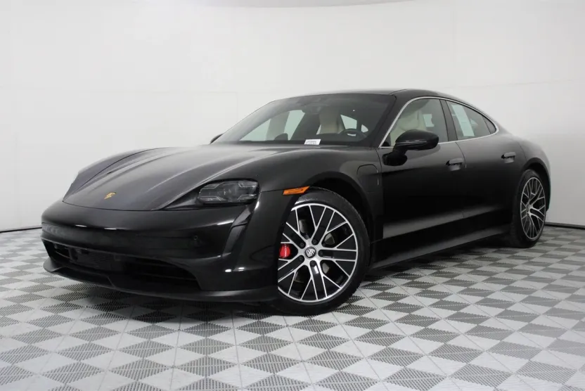 2022 Porsche Taycan 4S photo 1
