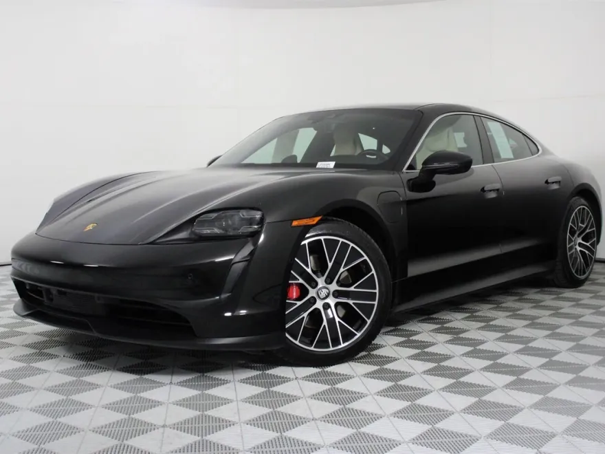 2022 Porsche Taycan 4S photo 1
