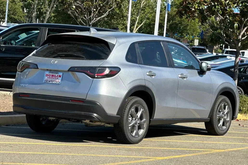 2026 Honda HR-V LX photo 1