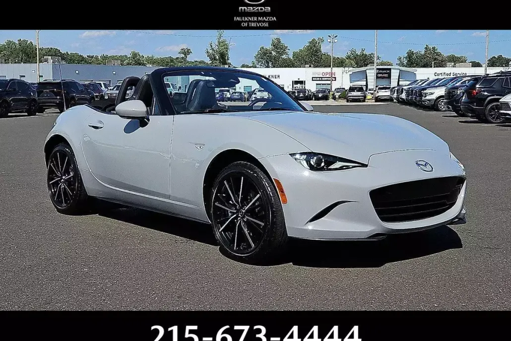 2025 Mazda MX-5 Miata Miata Grand Touring photo 1