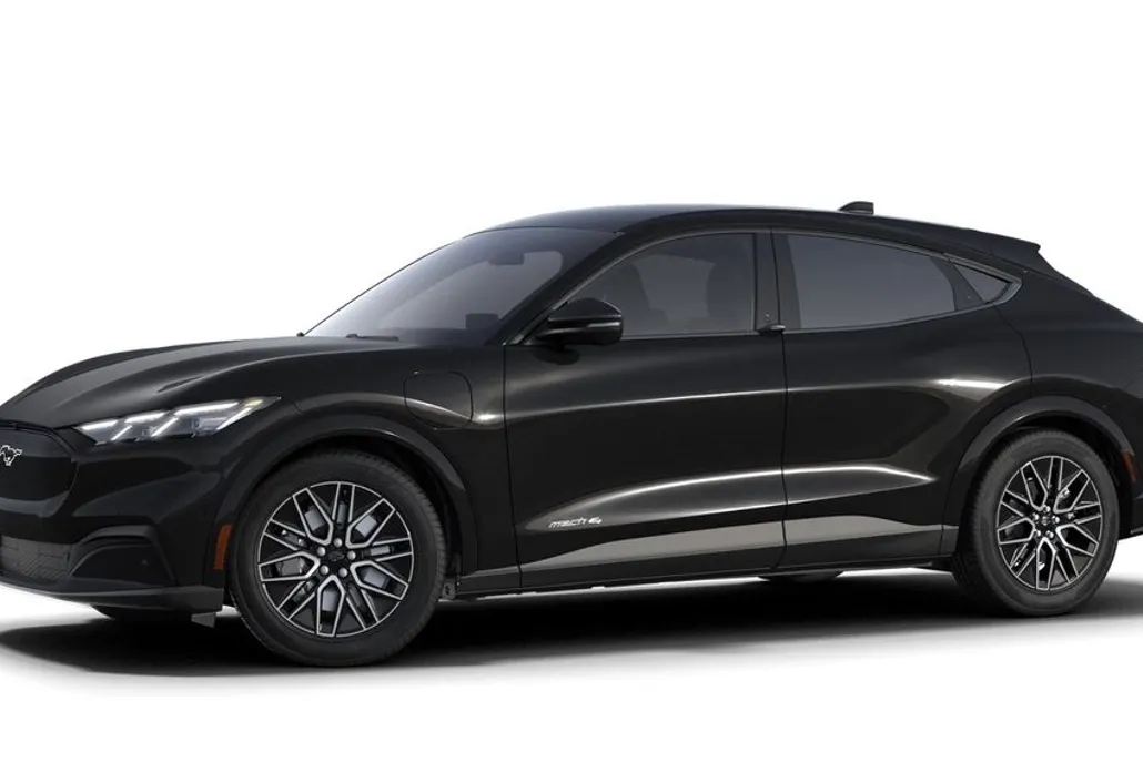 2025 Ford Mustang Mach-E Premium photo 1
