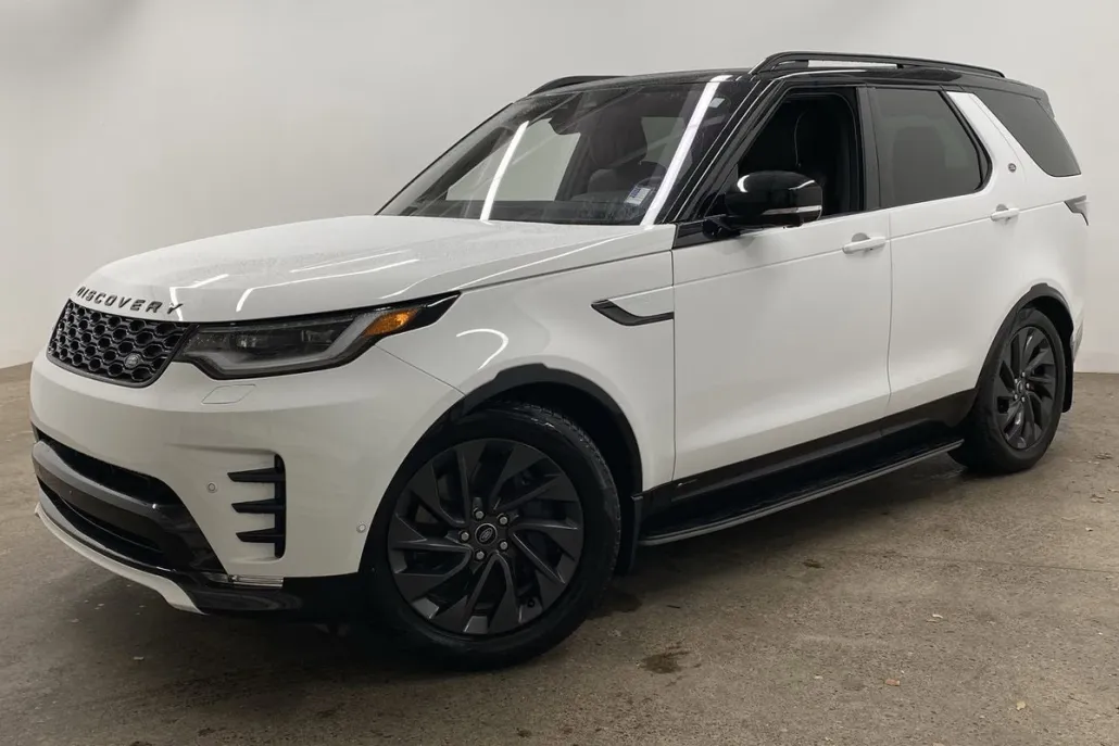 2022 Land Rover Discovery S R-Dynamic photo 1
