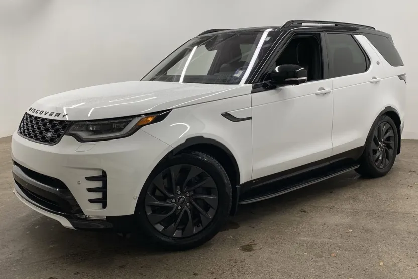 2022 Land Rover Discovery S R-Dynamic photo 1