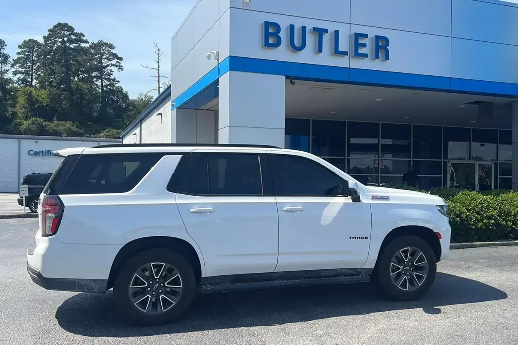 2022 Chevrolet Tahoe Z71 photo 1