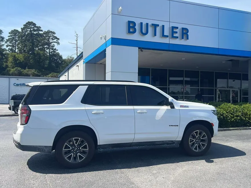2022 Chevrolet Tahoe Z71 photo 1