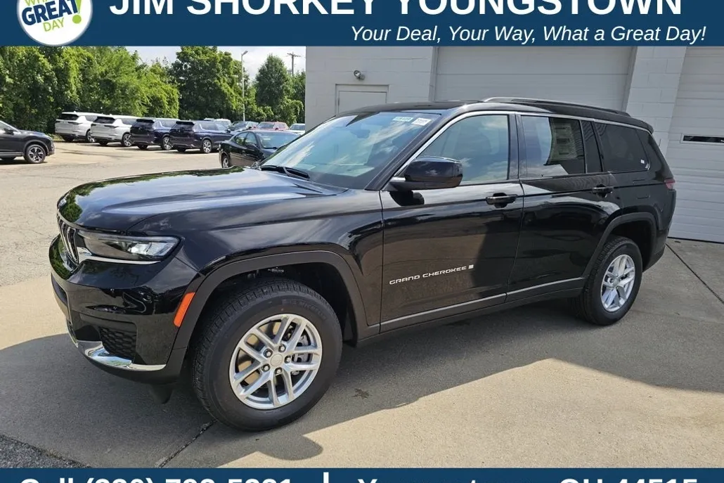 2025 Jeep Grand Cherokee Laredo photo 1