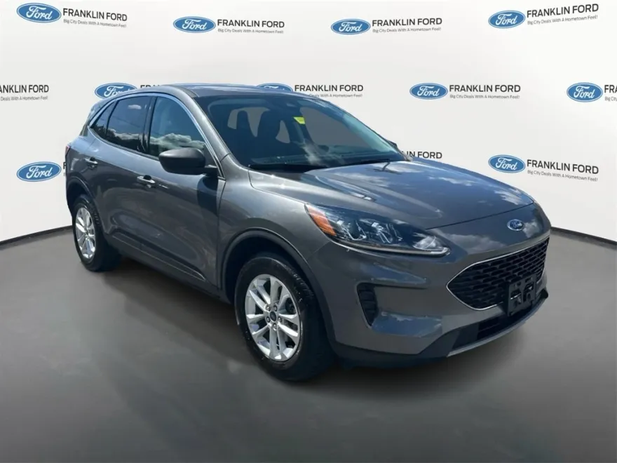 2022 Ford Escape SE photo 1