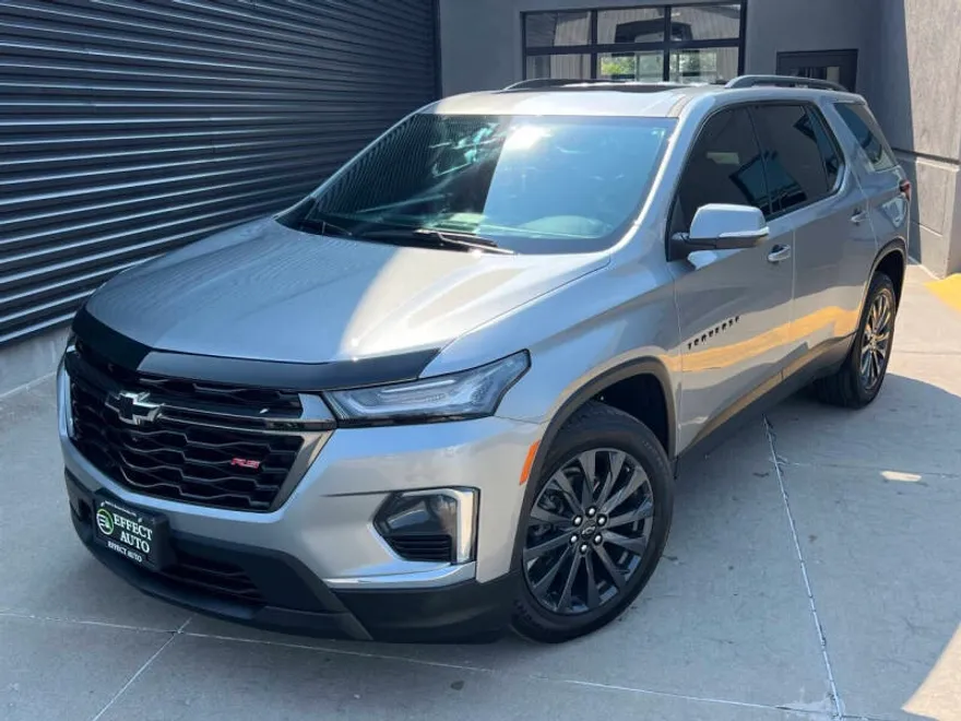 2023 Chevrolet Traverse RS photo 1