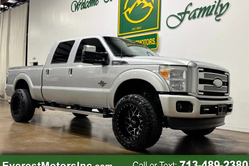 2013 Ford F-250 Platinum FX4 photo 1