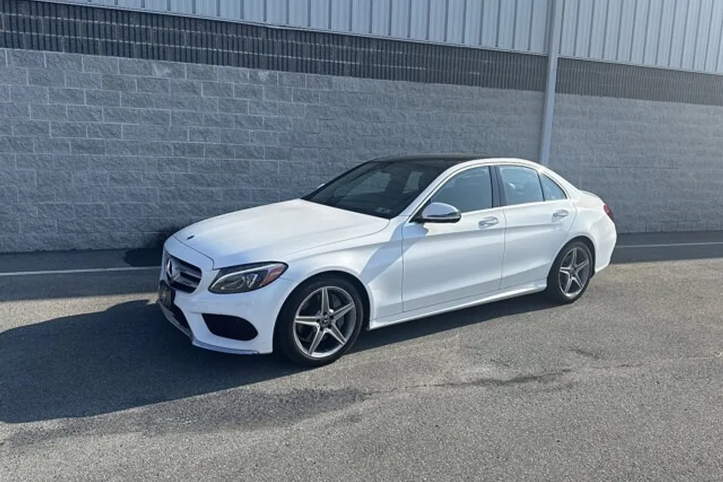 2018 Mercedes Benz C 300 4MATIC Sedan photo 1