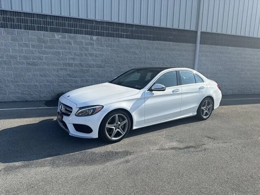 2018 Mercedes Benz C 300 4MATIC Sedan photo 1