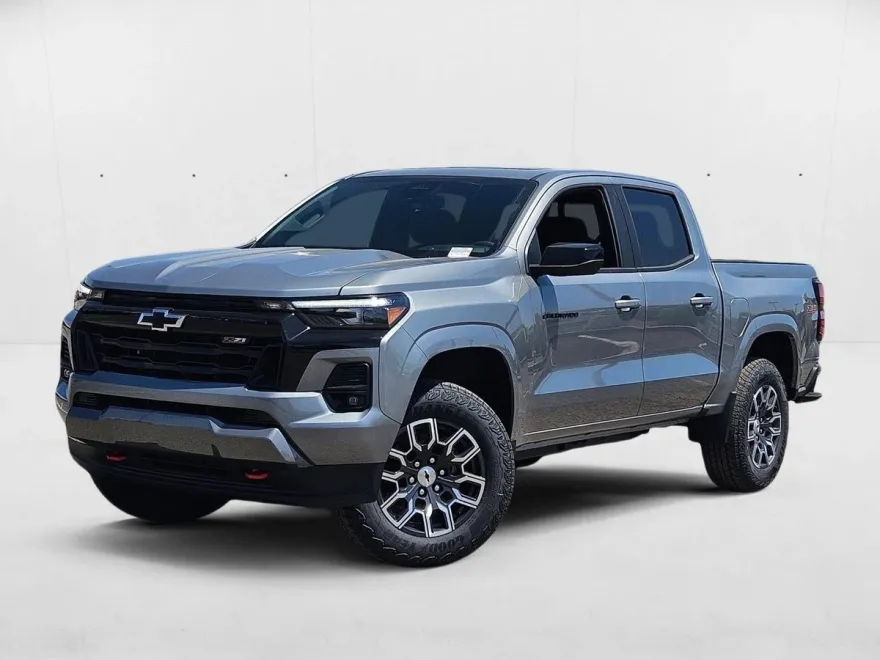 2026 Chevrolet Colorado Z71 photo 1