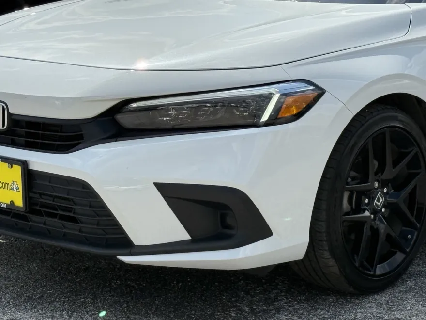 2024 Honda Civic Sport photo 1