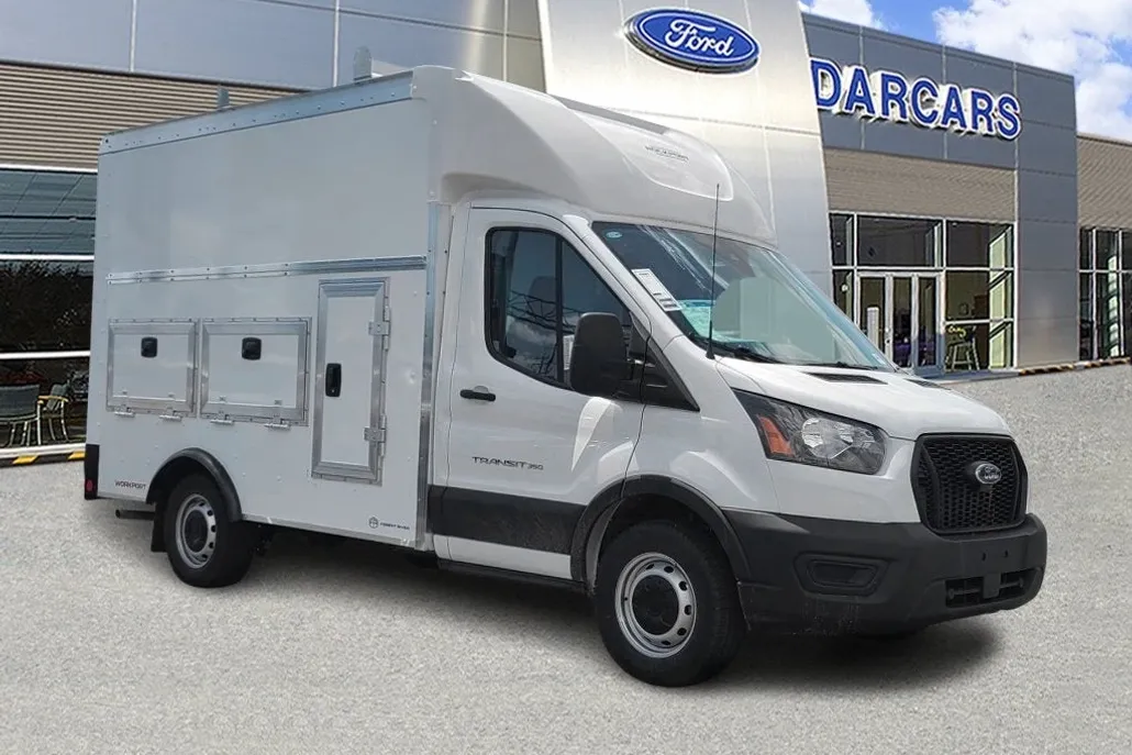 2025 Ford Transit photo 1