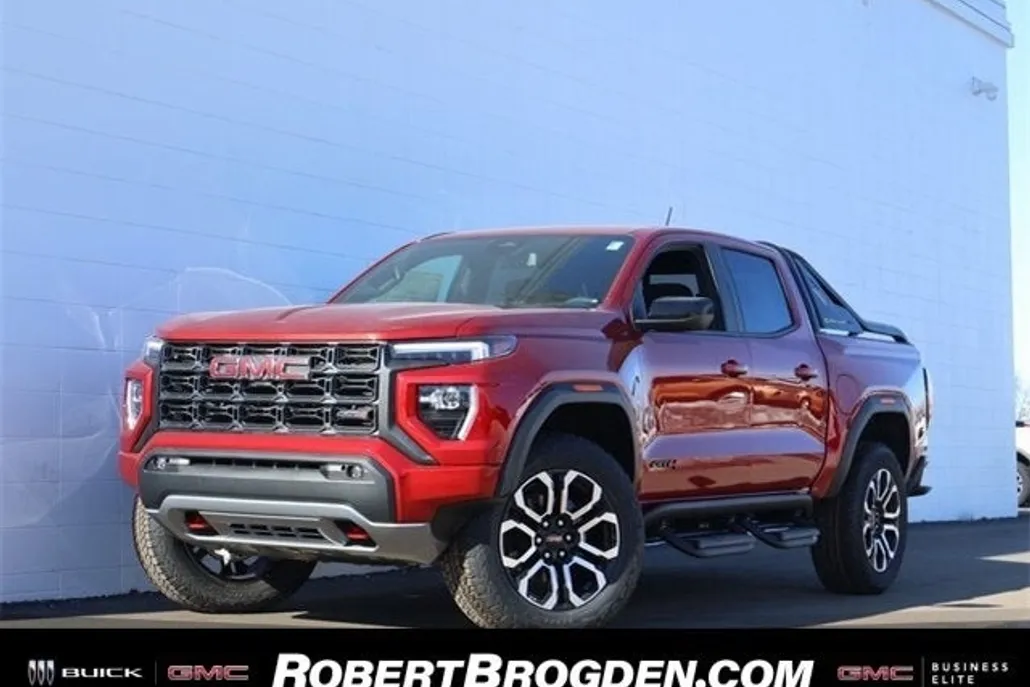2025 Gmc Canyon AT4 photo 1