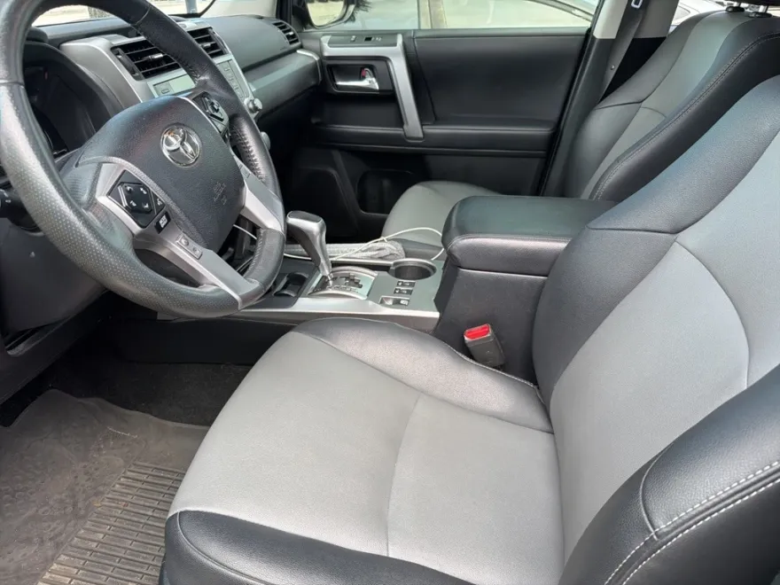 2021 Toyota 4Runner SR5 Premium photo 1
