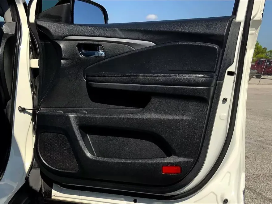 2019 Honda Ridgeline Sport photo 21