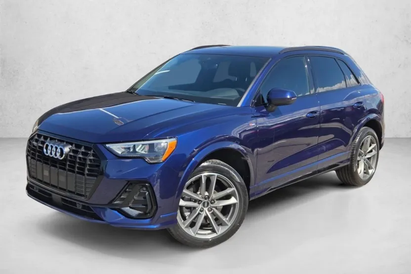 2021 Audi Q3 45 TFSI S line Premium photo 1