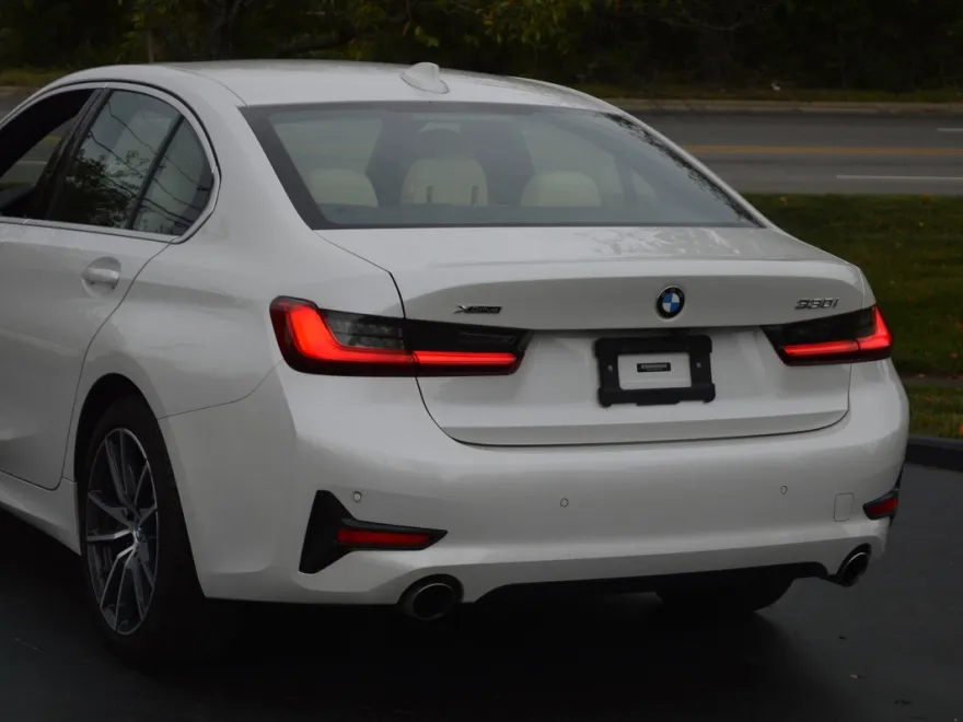 2021 Bmw 330i xDrive photo 1