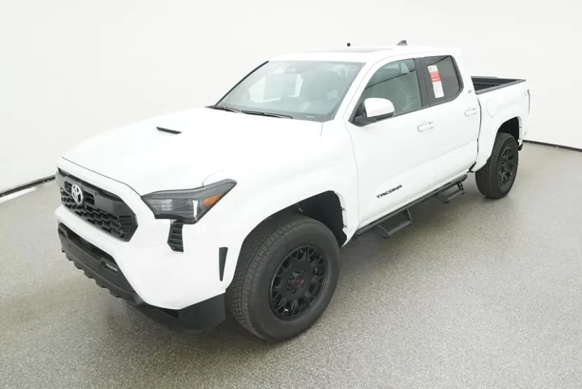 2024 Toyota Tacoma TRD Sport photo 1