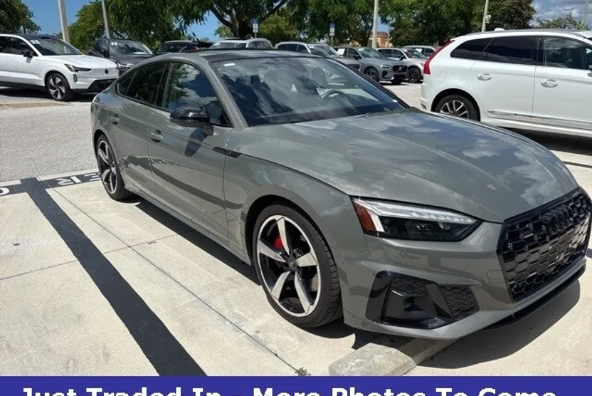 2023 Audi A5 45 S line Premium Plus photo 1