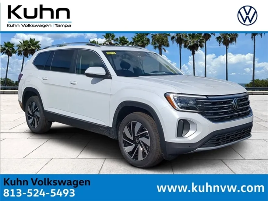 2025 Volkswagen Atlas SEL photo 1