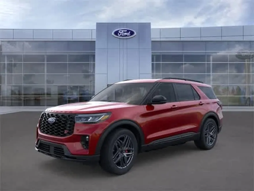 2025 Ford Explorer ST photo 1