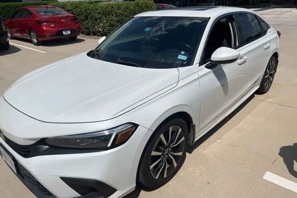 2022 Honda Civic EX photo 1