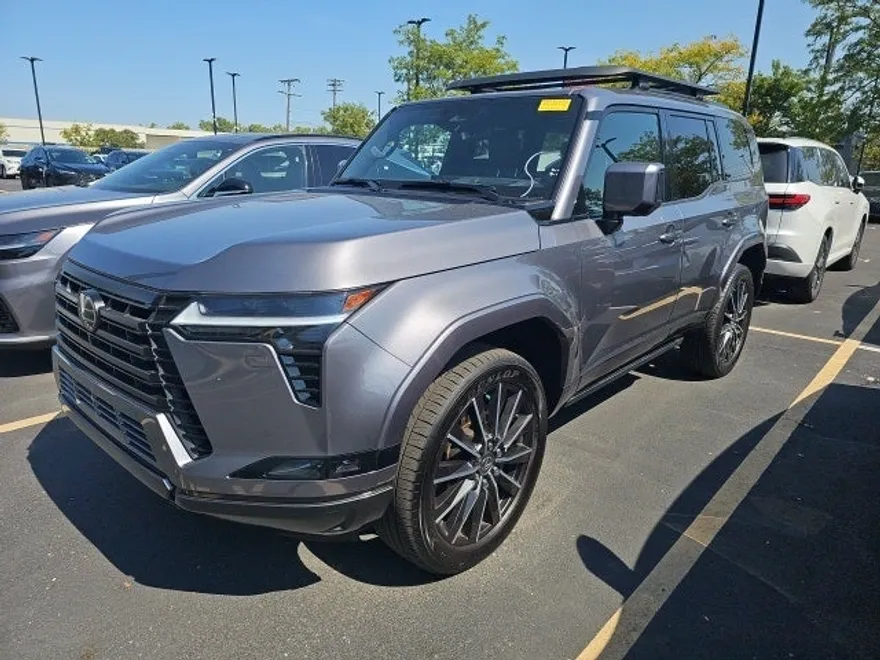 2025 Lexus GX 550 Luxury photo 1