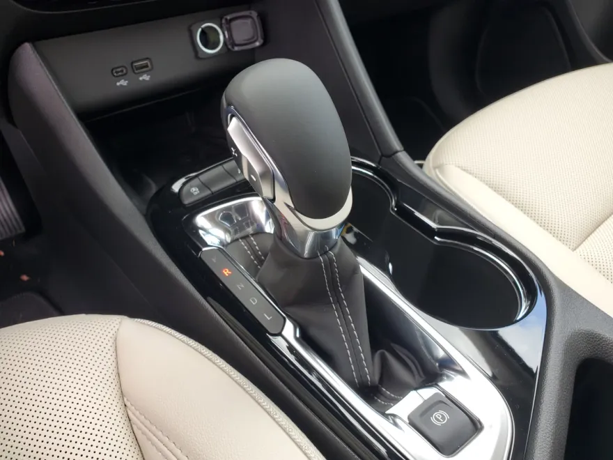 2025 Buick Envista Preferred photo 1