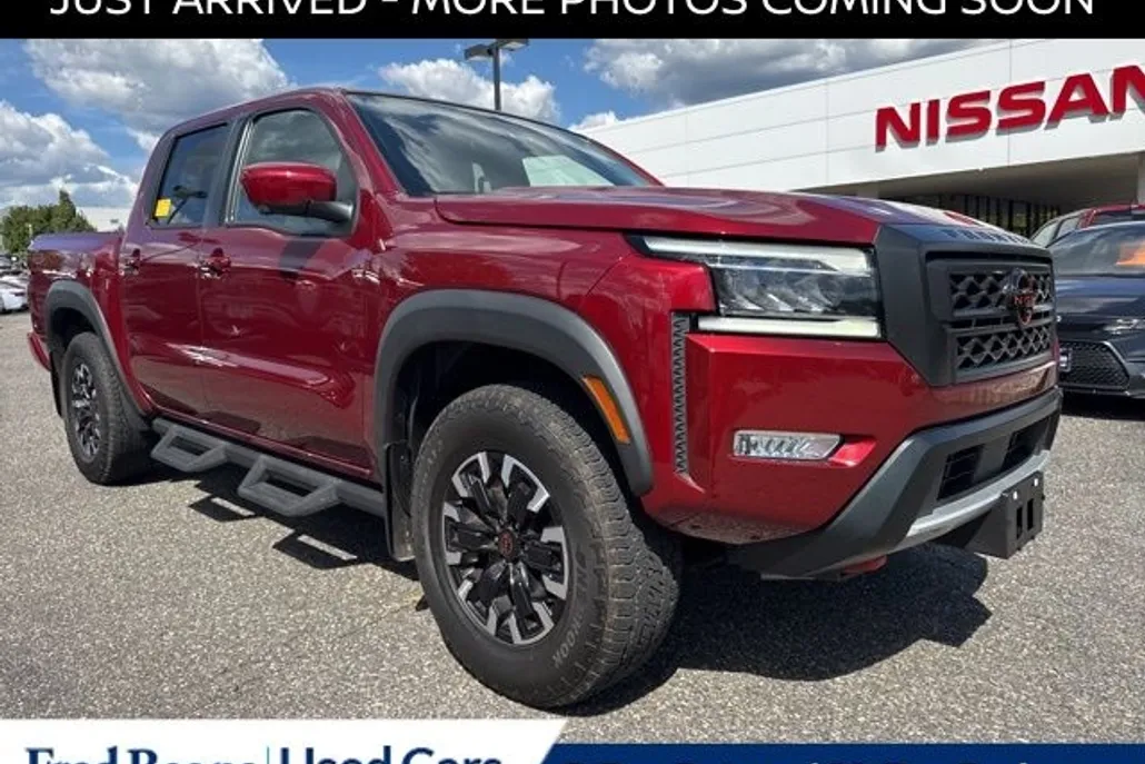 2023 Nissan Frontier PRO-4X photo 1