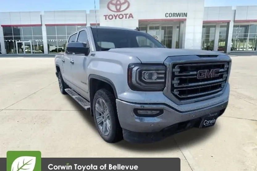 2017 Gmc Sierra 1500 SLT photo 1