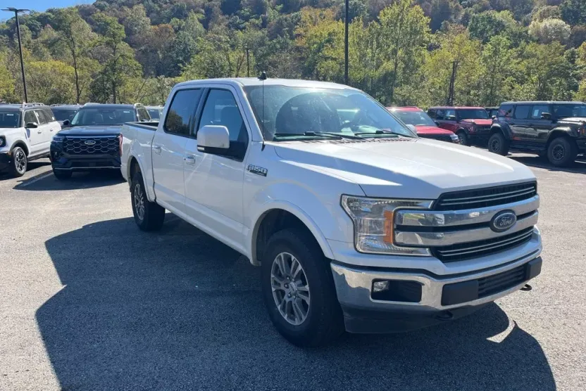 2019 Ford F-150 Lariat photo 1