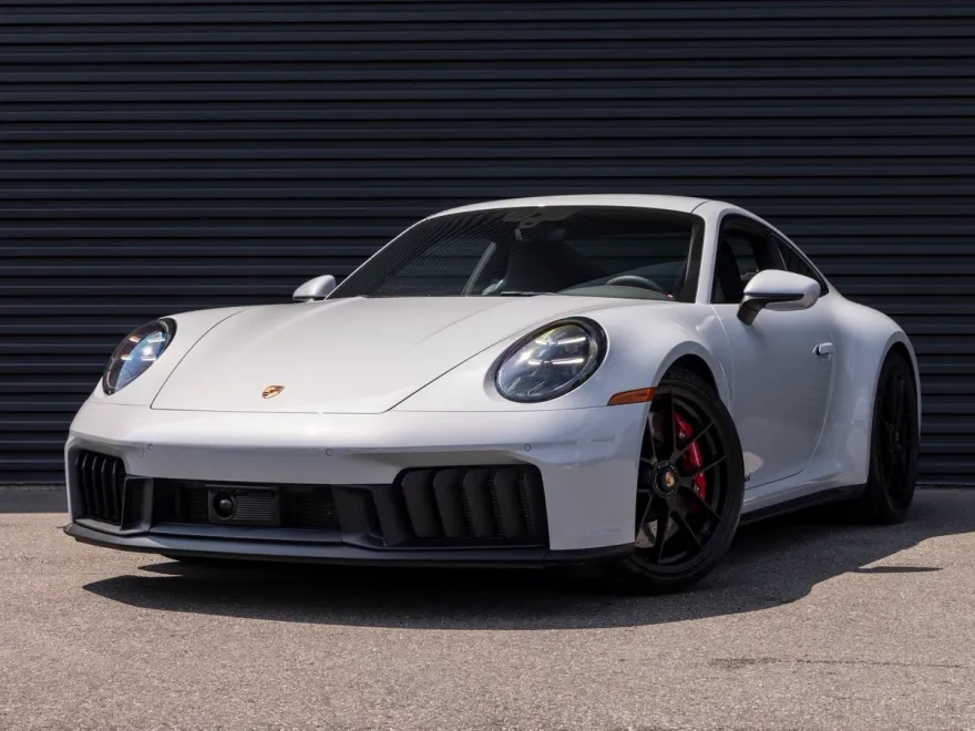 2025 Porsche 911 GTS photo 1