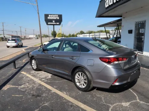 2018 Hyundai Sonata Eco photo 4