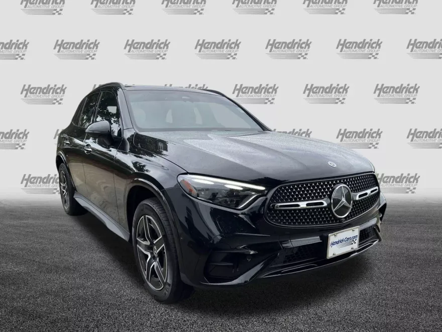 2024 Mercedes Benz GLC 4MATIC 300 photo 1