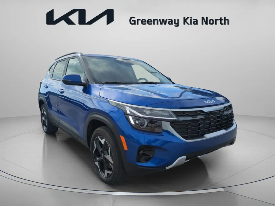 2025 Kia Seltos S photo 1