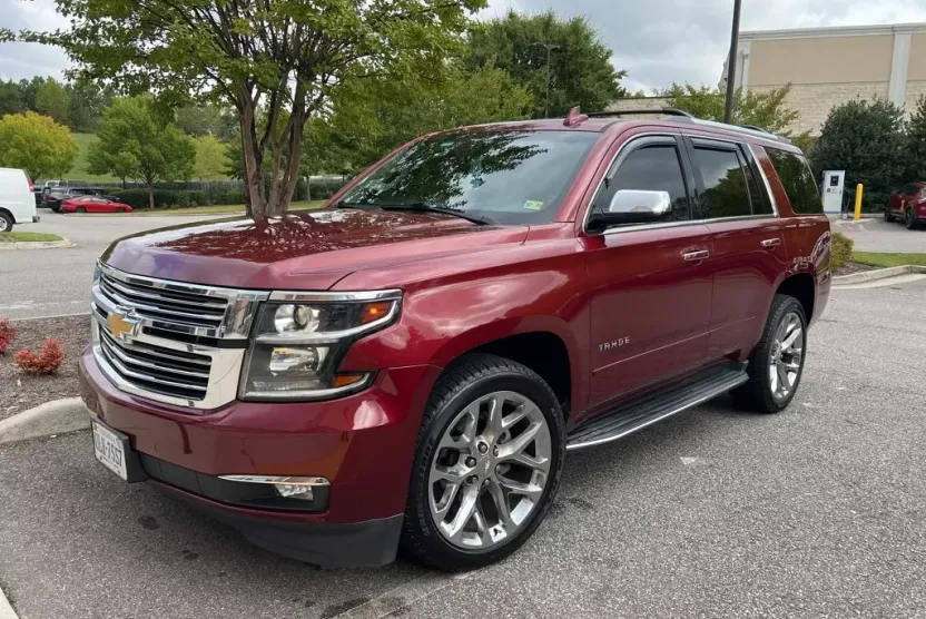 2018 Chevrolet Tahoe Premier photo 1