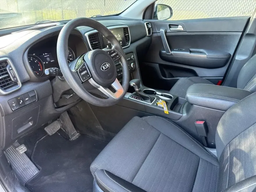 2022 Kia Sportage LX Value Edition photo 1