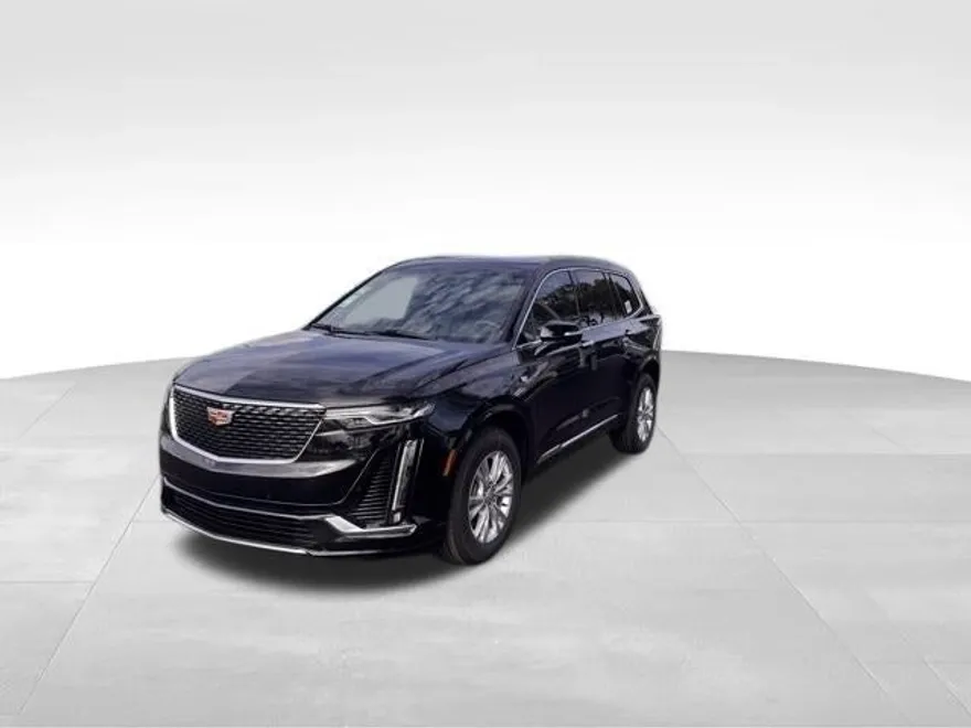 2025 Cadillac XT6 Luxury photo 1