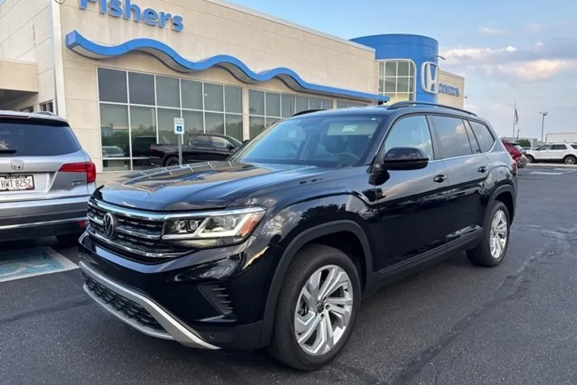 2022 Volkswagen Atlas V6 SE Technology photo 1