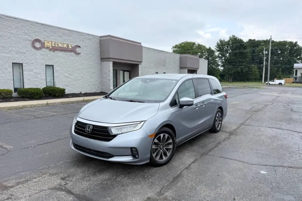 2023 Honda Odyssey EX-L photo 1