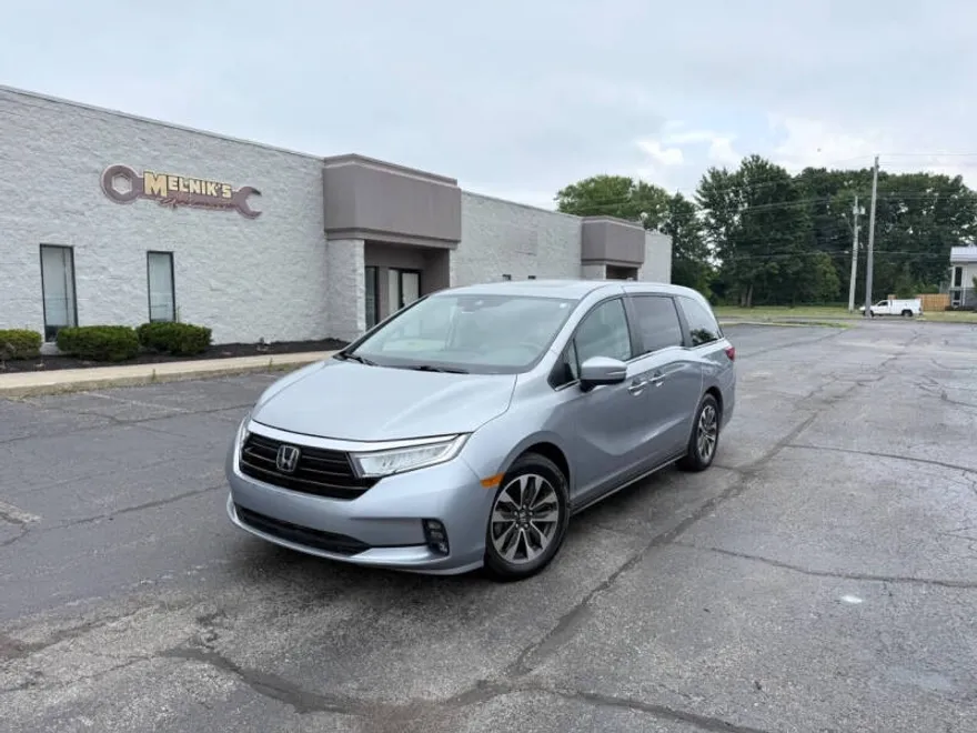 2023 Honda Odyssey EX-L photo 1