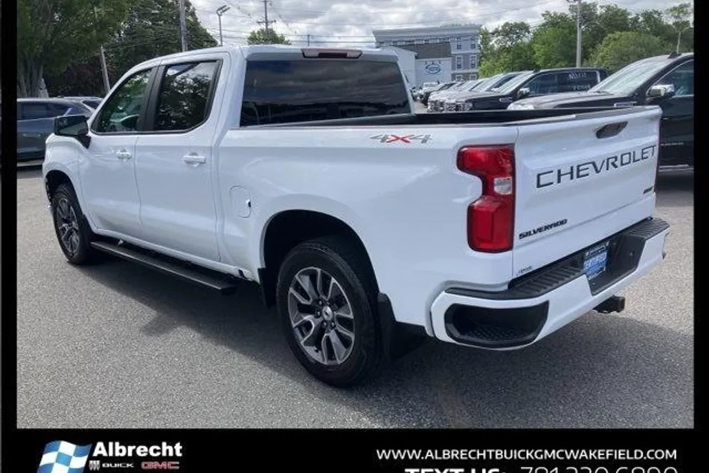 2022 Chevrolet Silverado 1500 RST photo 1