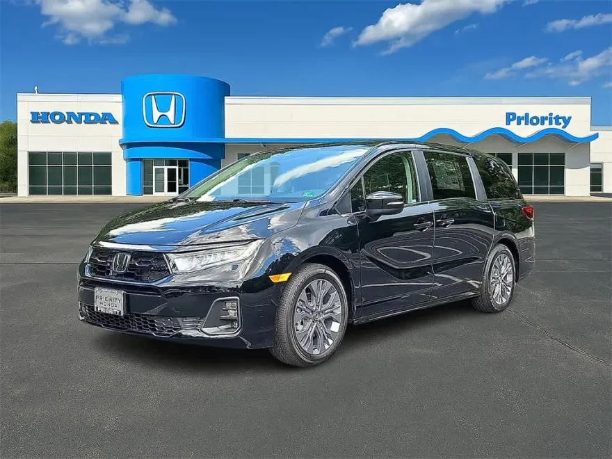 2026 Honda Odyssey Touring photo 1